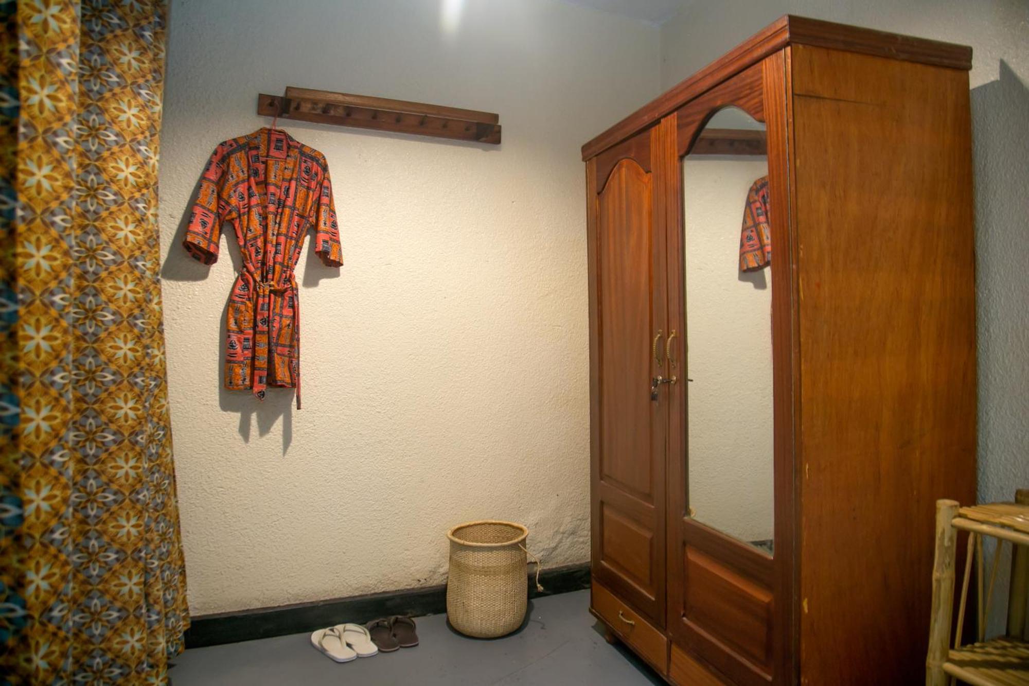 Karisimbi Cave Resort Ruhengeri ภายนอก รูปภาพ