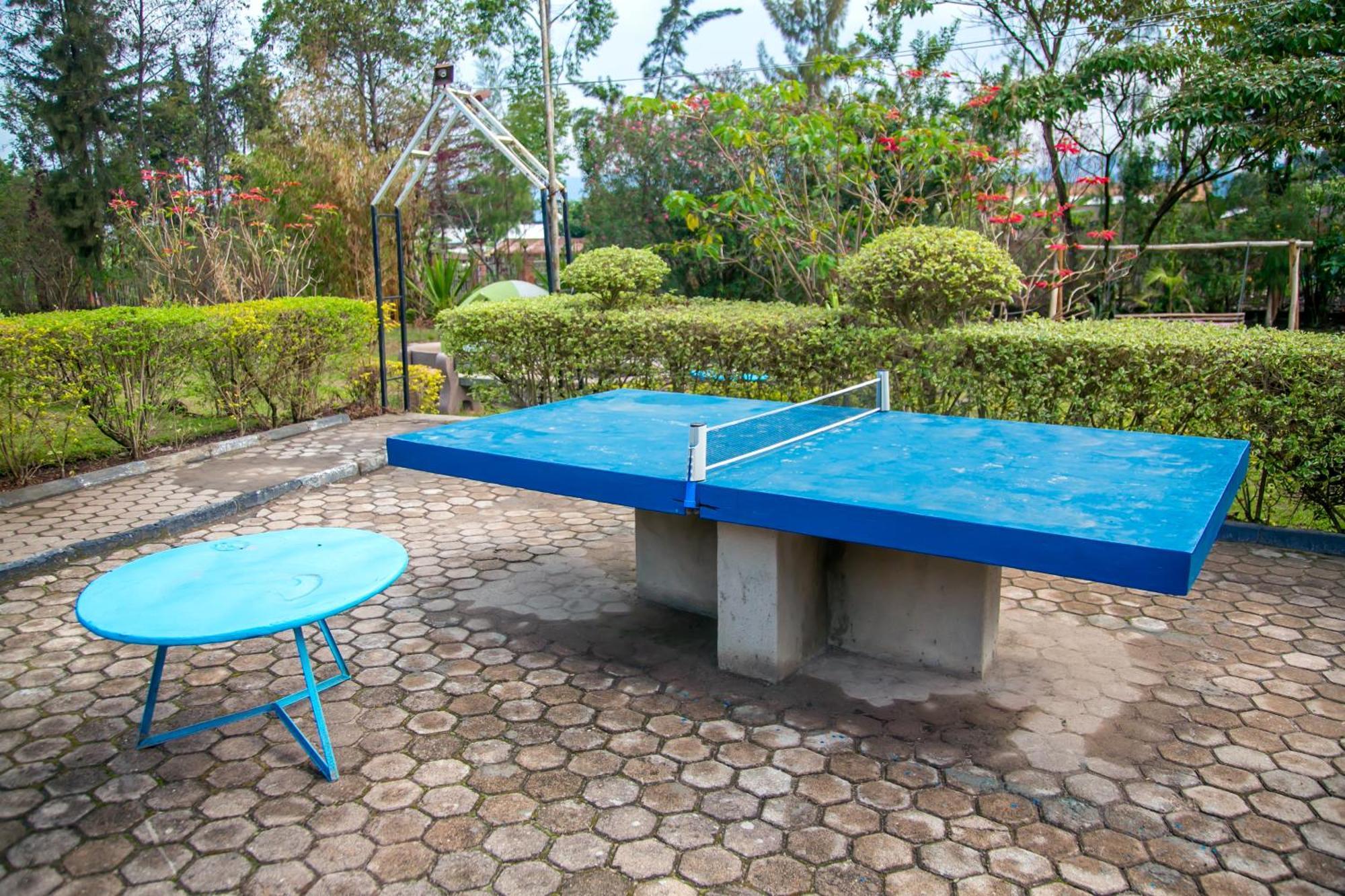Karisimbi Cave Resort Ruhengeri ภายนอก รูปภาพ
